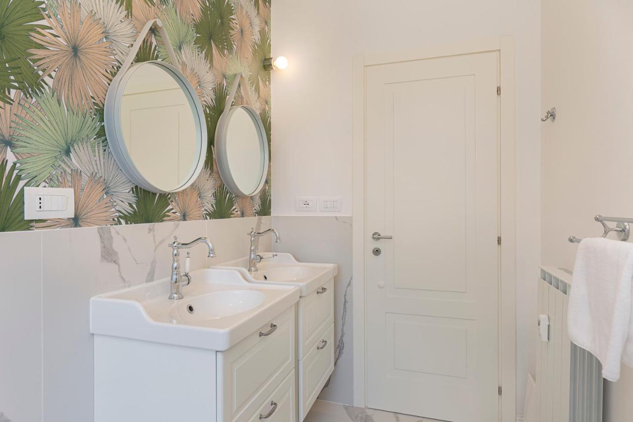 Lago 270 Stresa Luaran gambar